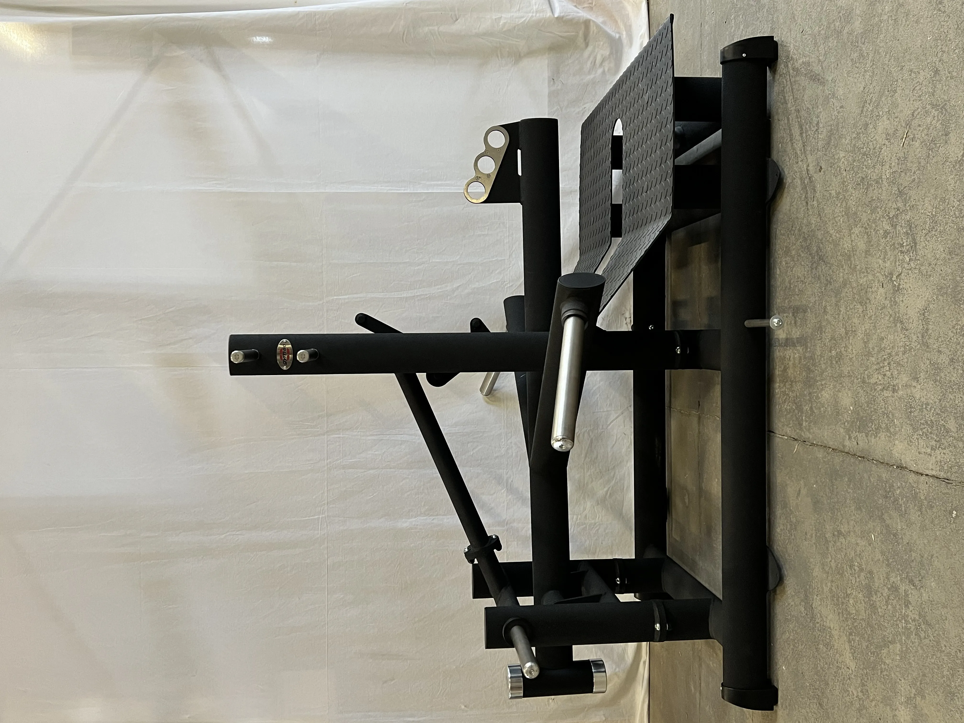 Brug gym80 Pure Kraft Belt Squat - Demo til en forbedret oplevelse