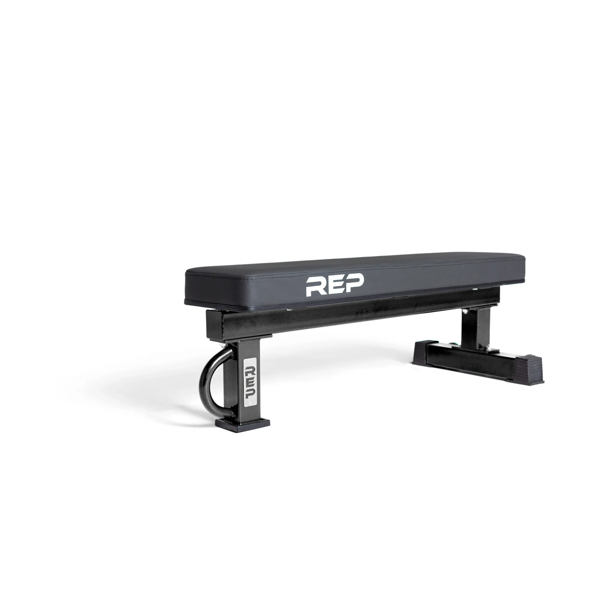REP Fitness FB-5002 Flat Benk, Narrow Pad - Metallic Svart