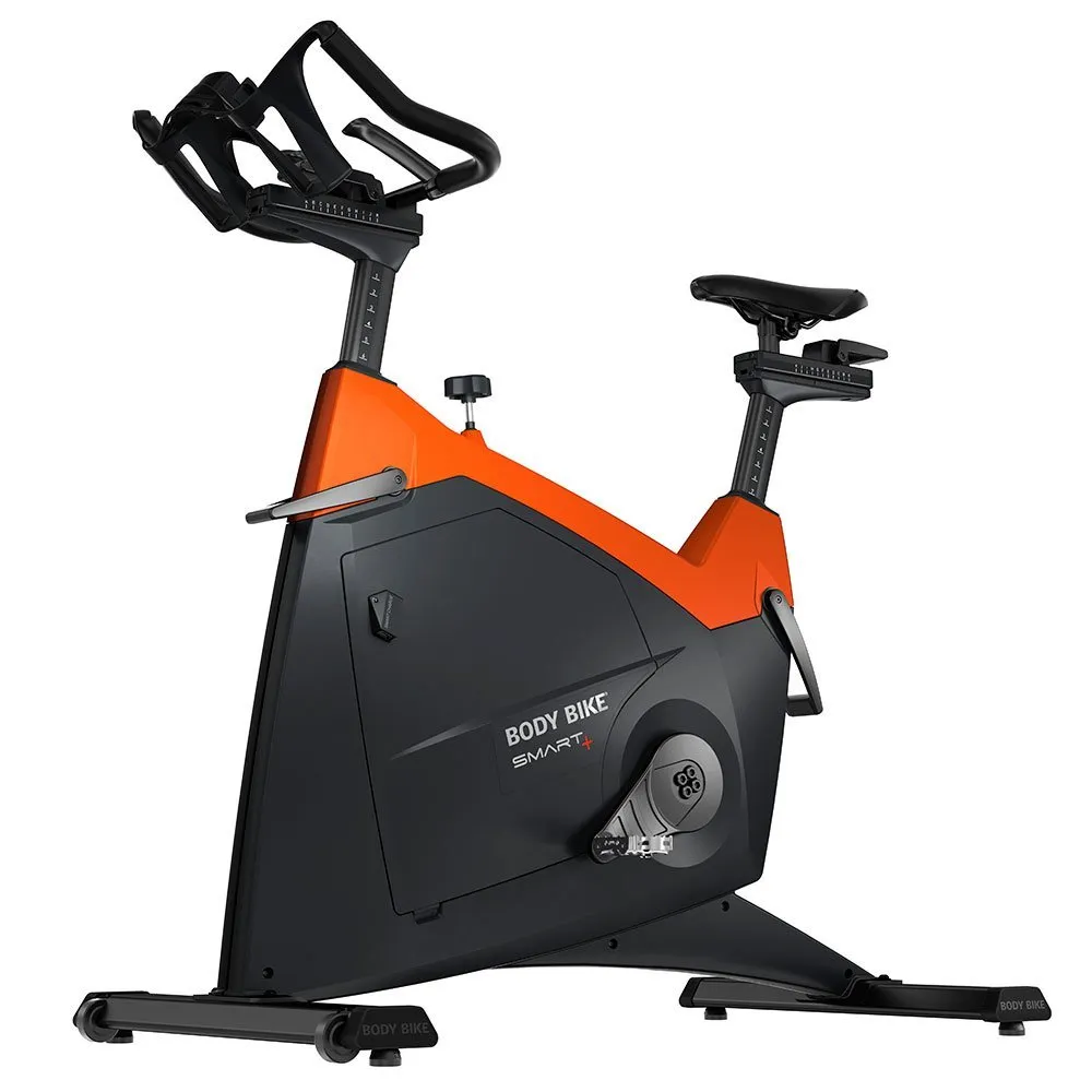 Brug Body Bike Smart+ i orange - motionscykel i høj kvalitet. Spinningcykel til både professionel og hjemme brug til en forbedret oplevelse