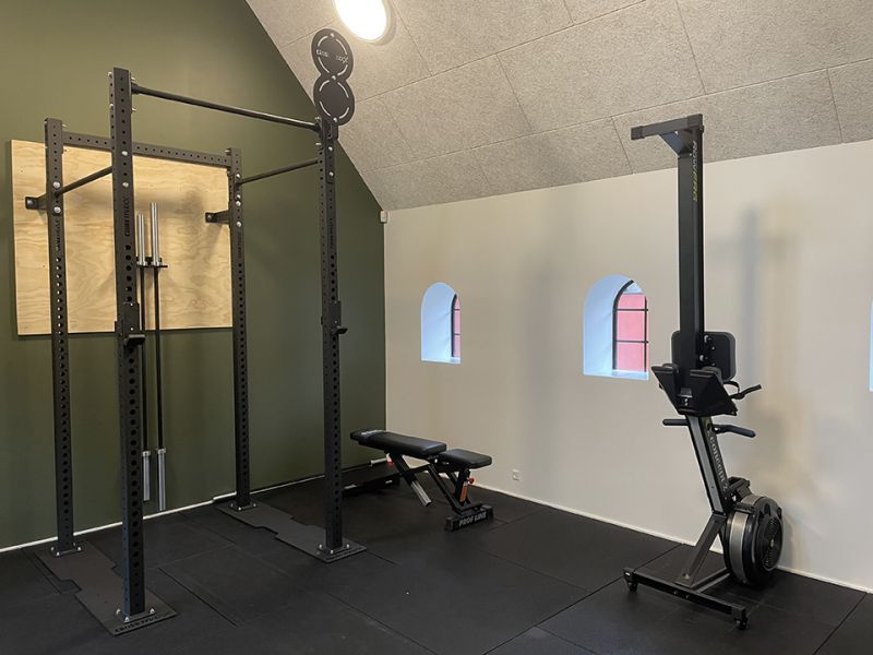 Privat home gym på landet – kompakt løsning med fokus på funktionel træning