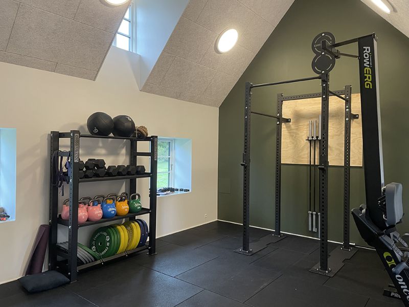 Privat home gym på landet – kompakt løsning med fokus på funktionel træning