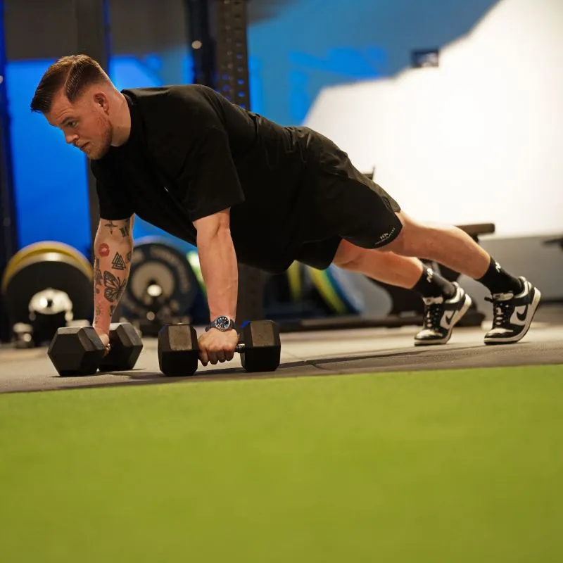 Træn hele kroppen med kun et sæt håndvægte Træn hele kroppen med kun et sæt håndvægte